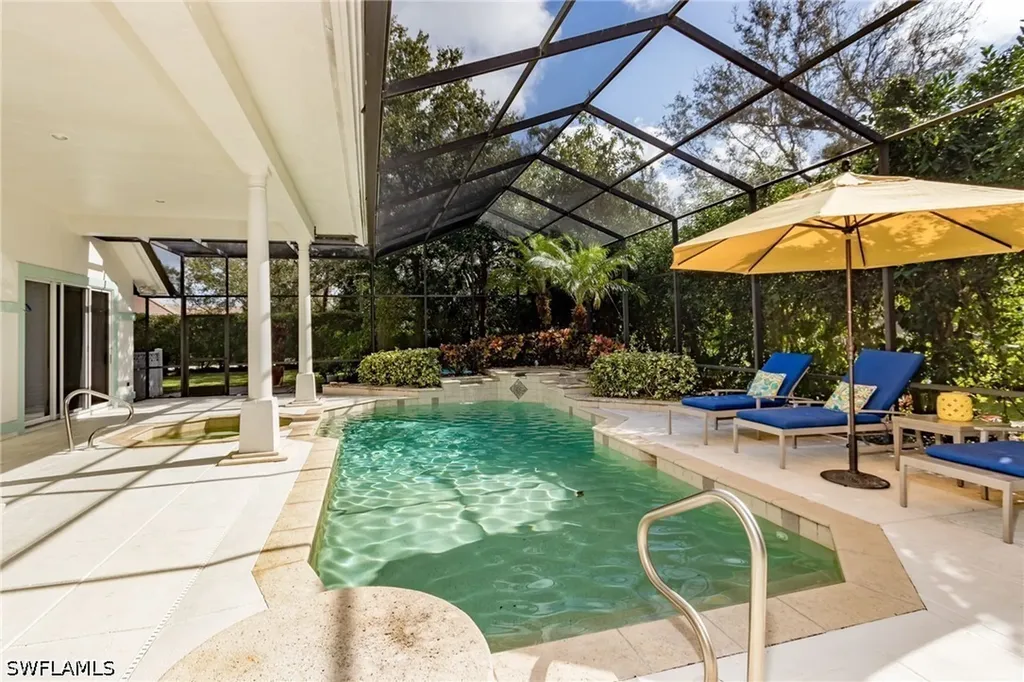 720 Turkey Oak Lane Naples FL 34108