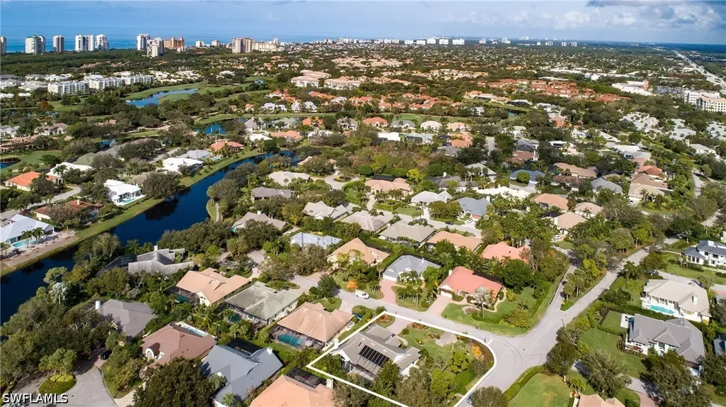 720 Turkey Oak Lane Naples FL 34108