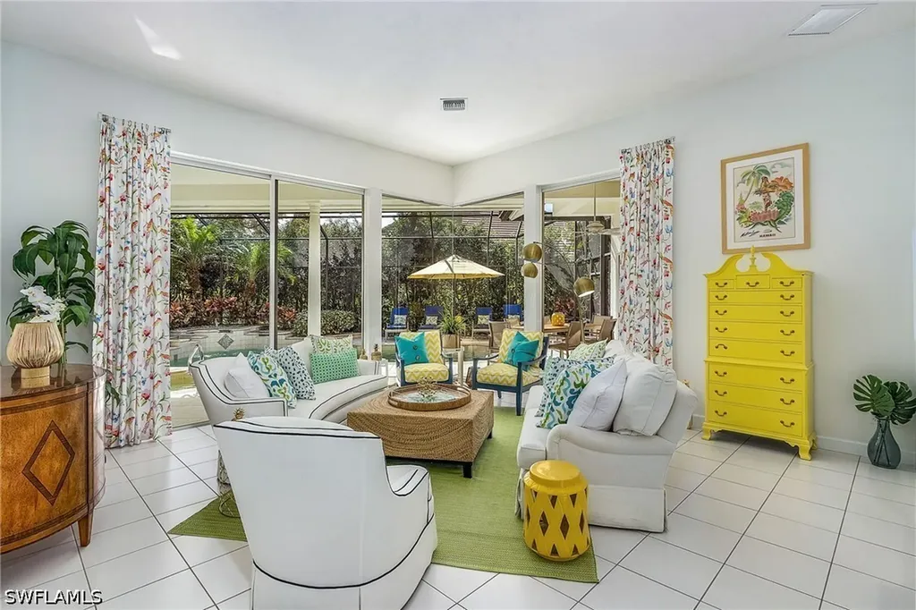 720 Turkey Oak Lane Naples FL 34108