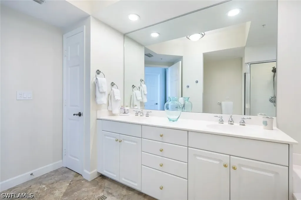 300 Dunes Boulevard Naples FL 34110