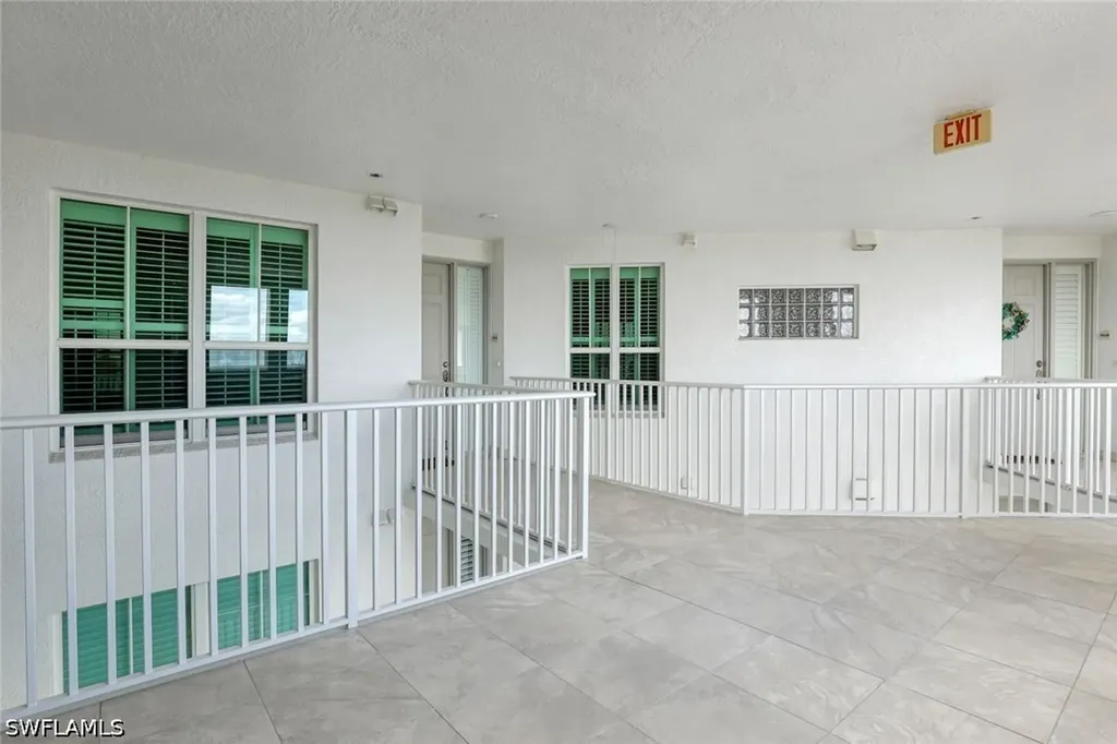300 Dunes Boulevard Naples FL 34110