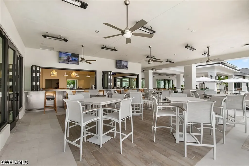 300 Dunes Boulevard Naples FL 34110