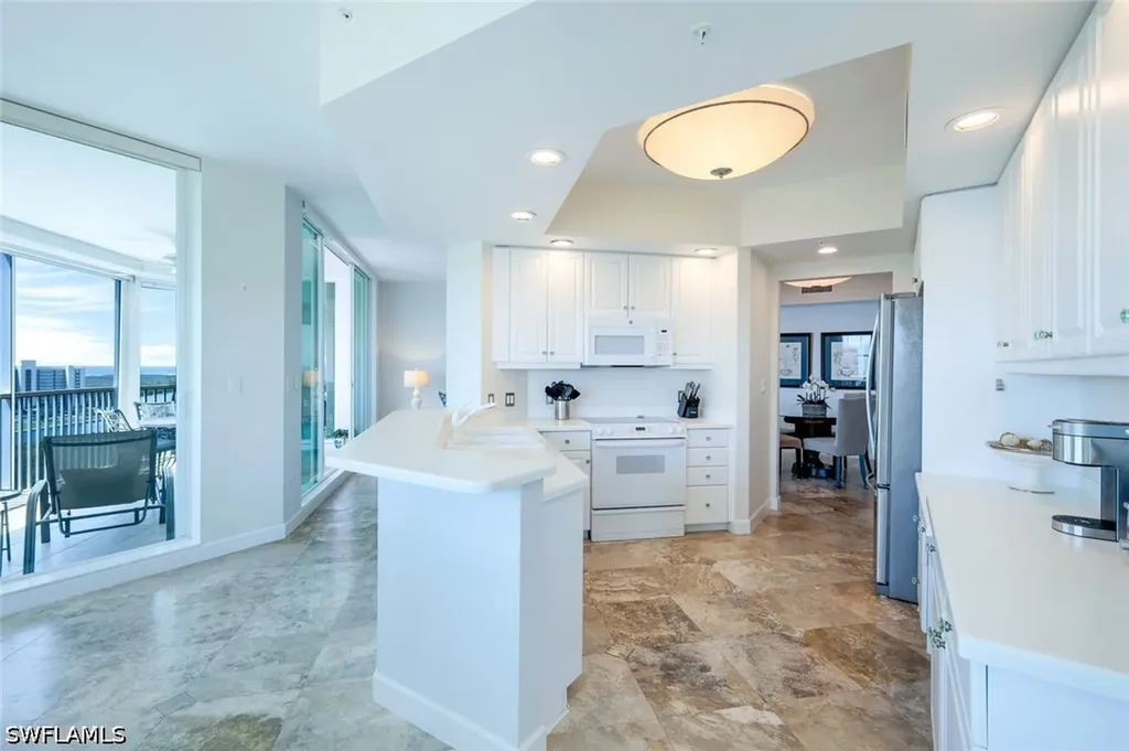 300 Dunes Boulevard Naples FL 34110