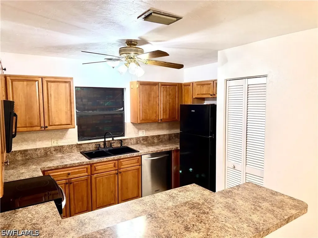 1891 51st Street SW Naples FL 34116