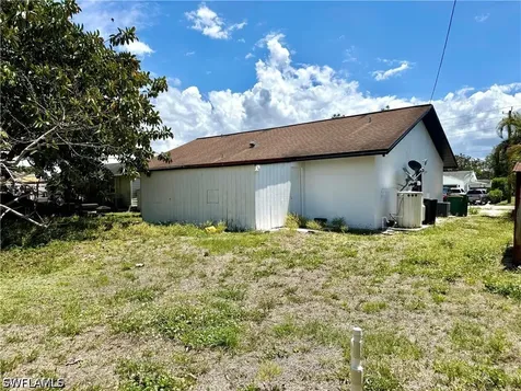 1891 51ST Street SW Naples FL 34116