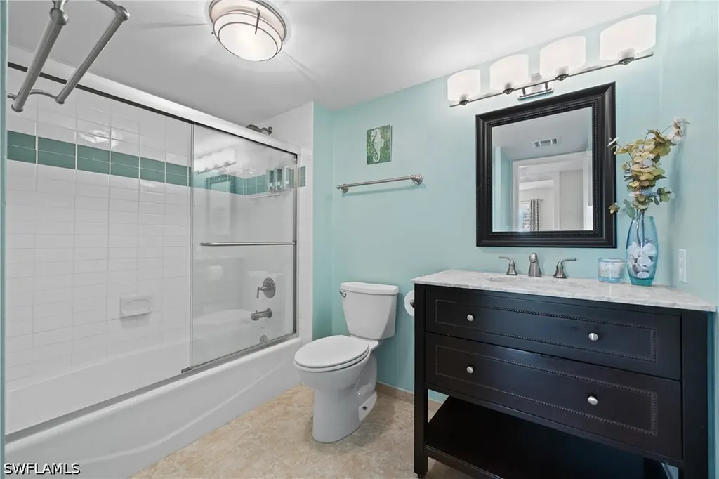 250 Park Shore Drive Naples FL 34103