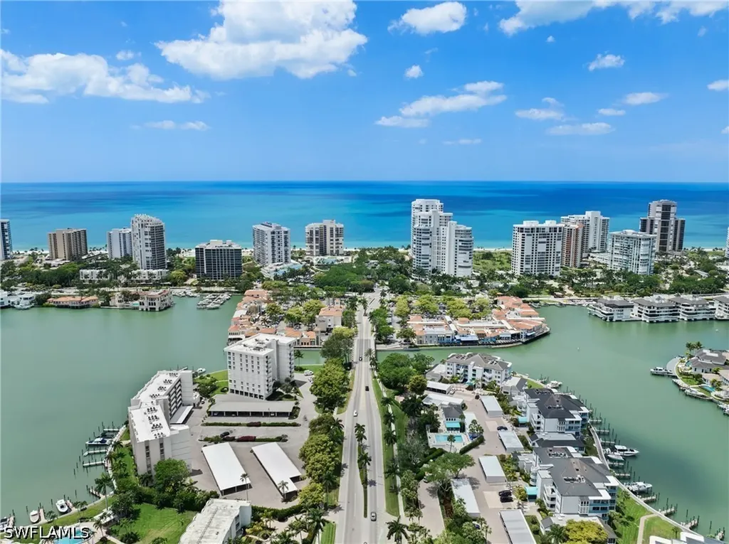 250 Park Shore Drive Naples FL 34103