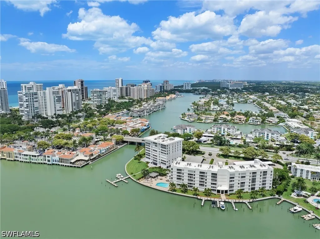 250 Park Shore Drive Naples FL 34103