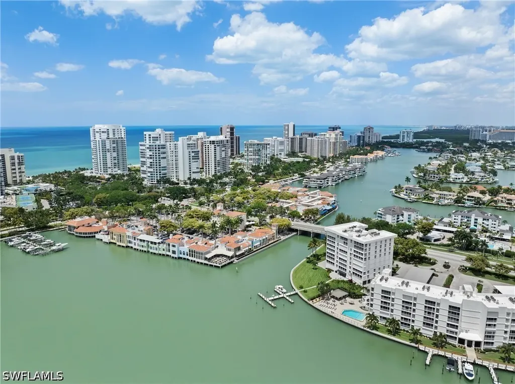 250 Park Shore Drive Naples FL 34103
