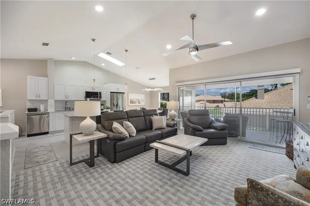 290 Emerald Bay Circle Naples FL 34110