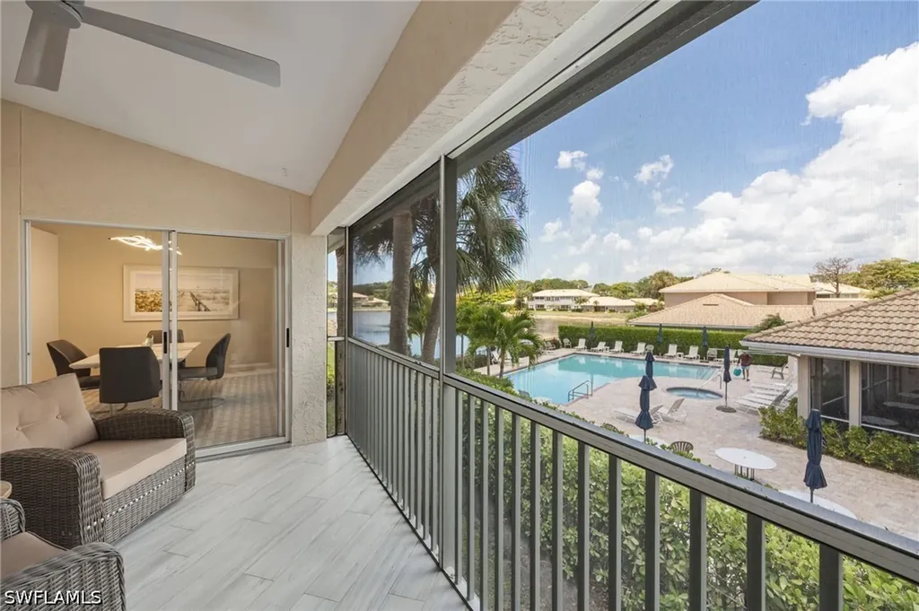 290 Emerald Bay Circle Naples FL 34110