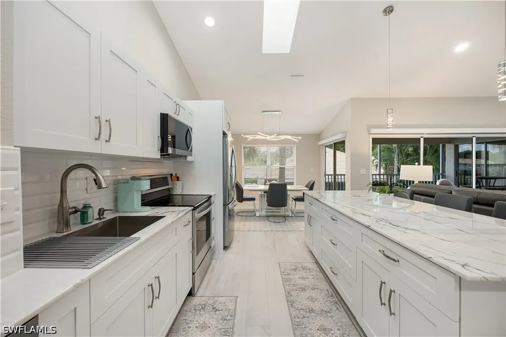 290 Emerald Bay Circle Naples FL 34110