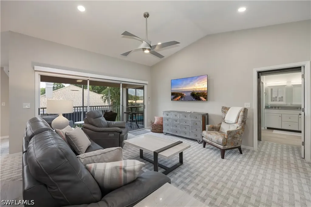290 Emerald Bay Circle Naples FL 34110
