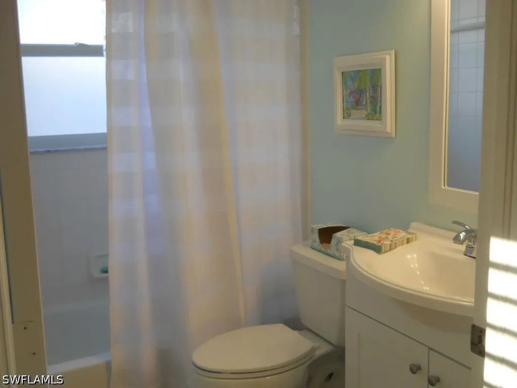 332 Bradstrom Circle Naples FL 34113-7698