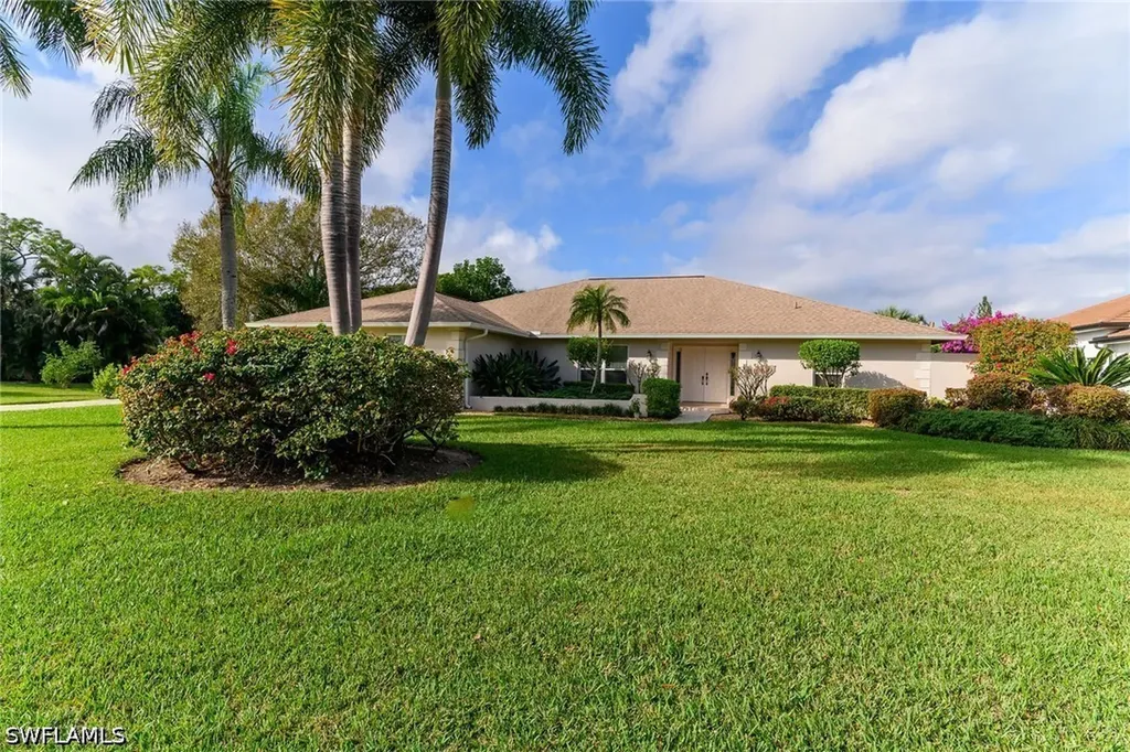 1916 Countess Court Naples FL 34110