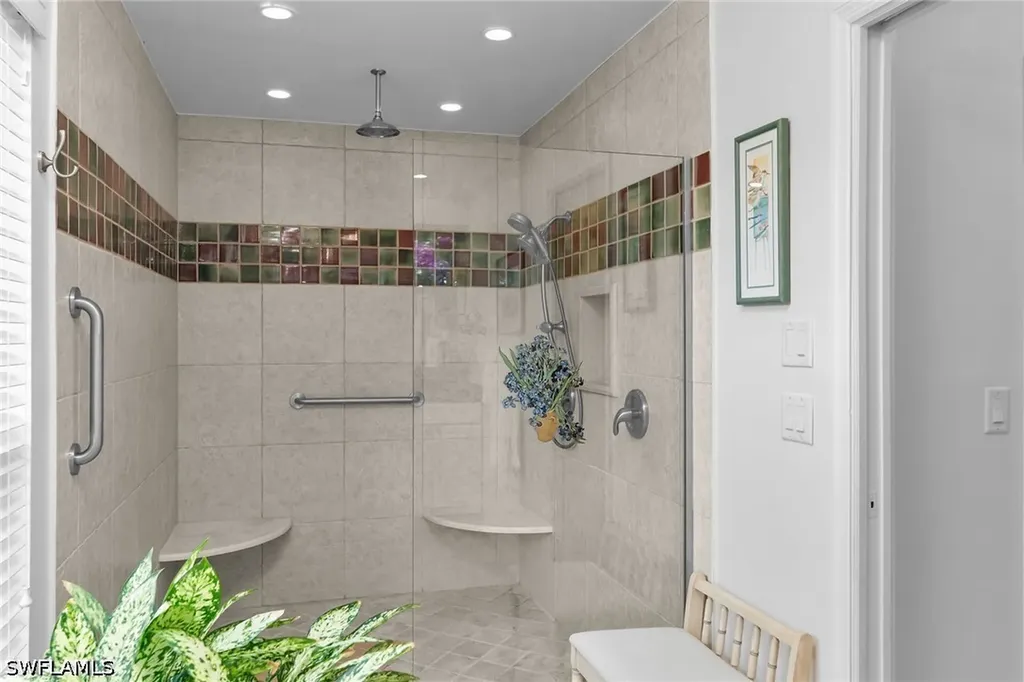 1916 Countess Court Naples FL 34110