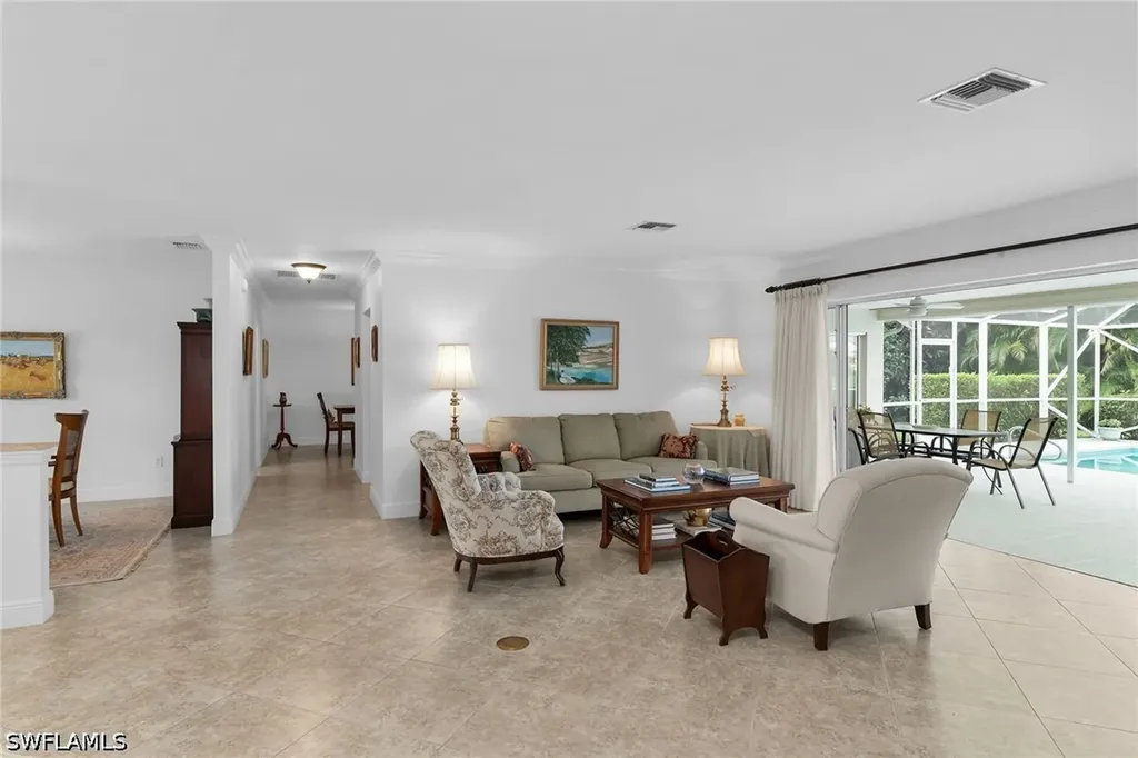 1916 Countess Court Naples FL 34110