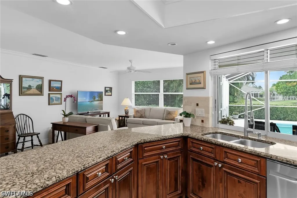 1916 Countess Court Naples FL 34110