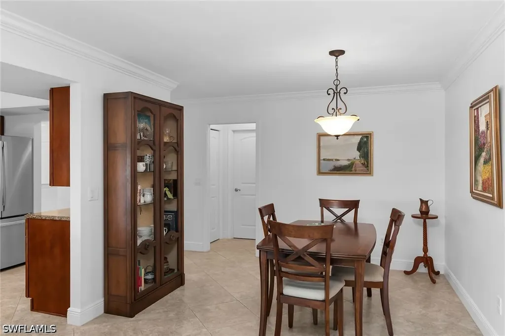 1916 Countess Court Naples FL 34110
