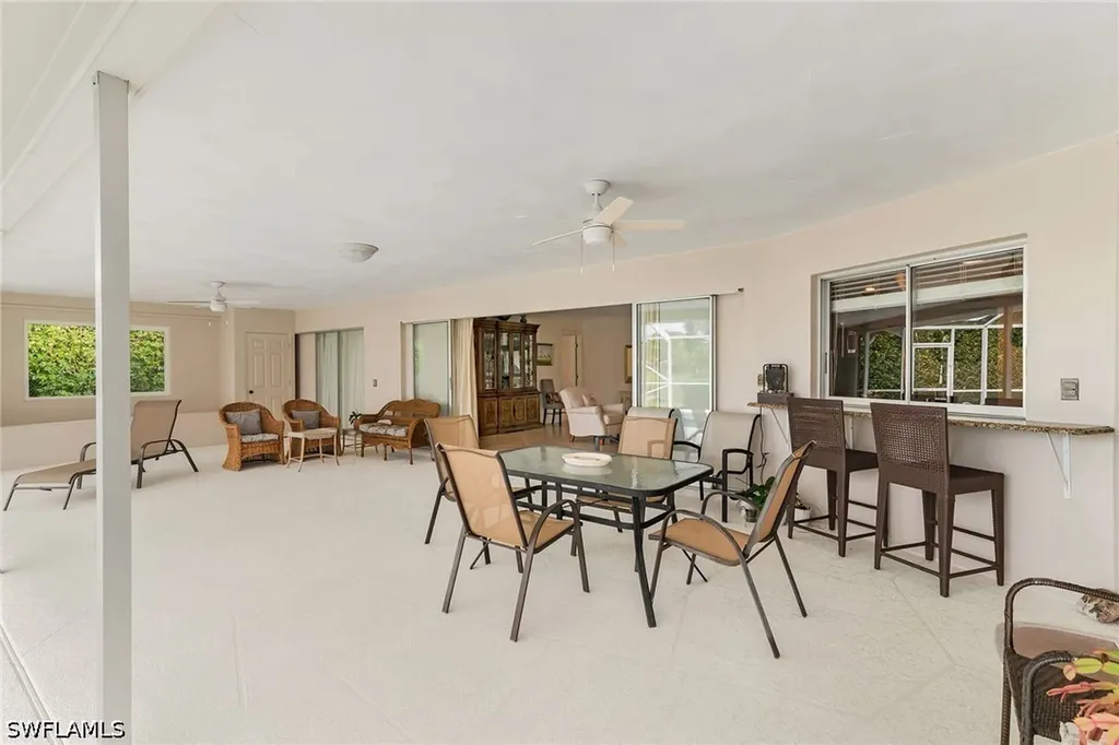 1916 Countess Court Naples FL 34110