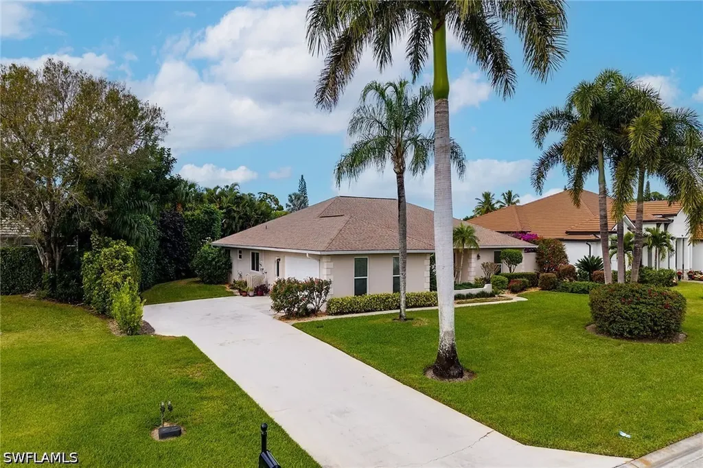 1916 Countess Court Naples FL 34110