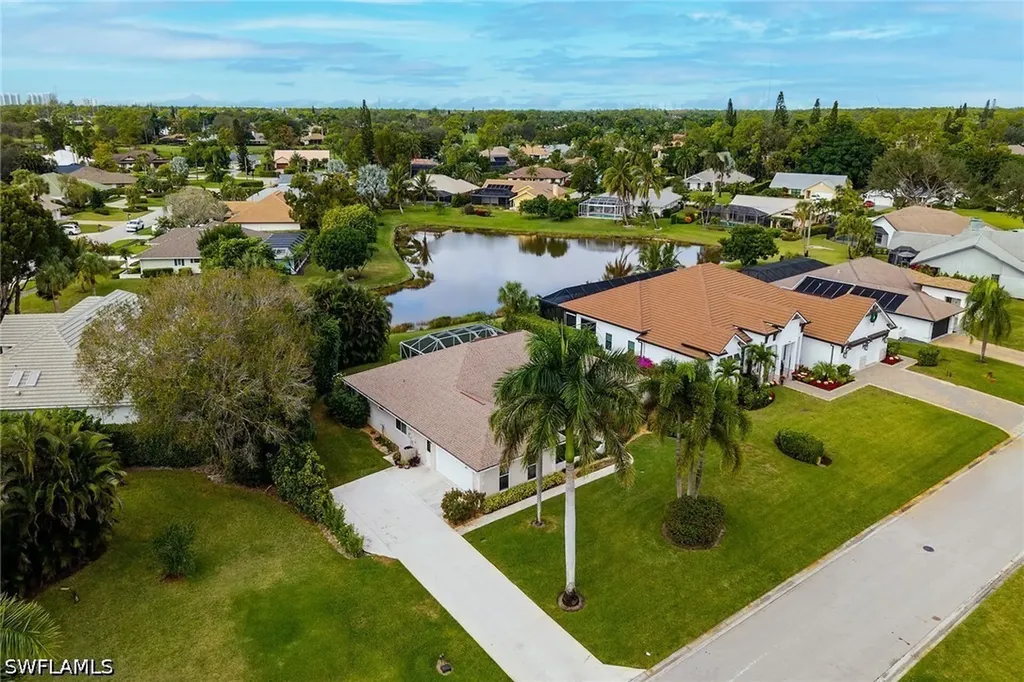 1916 Countess Court Naples FL 34110