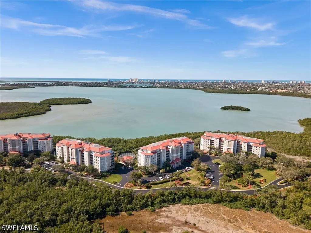 Marco Island FL, 201 Vintage Bay Drive, Unit B15