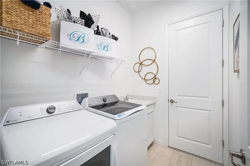 5493 Pikewood Court Ave Maria FL 34142