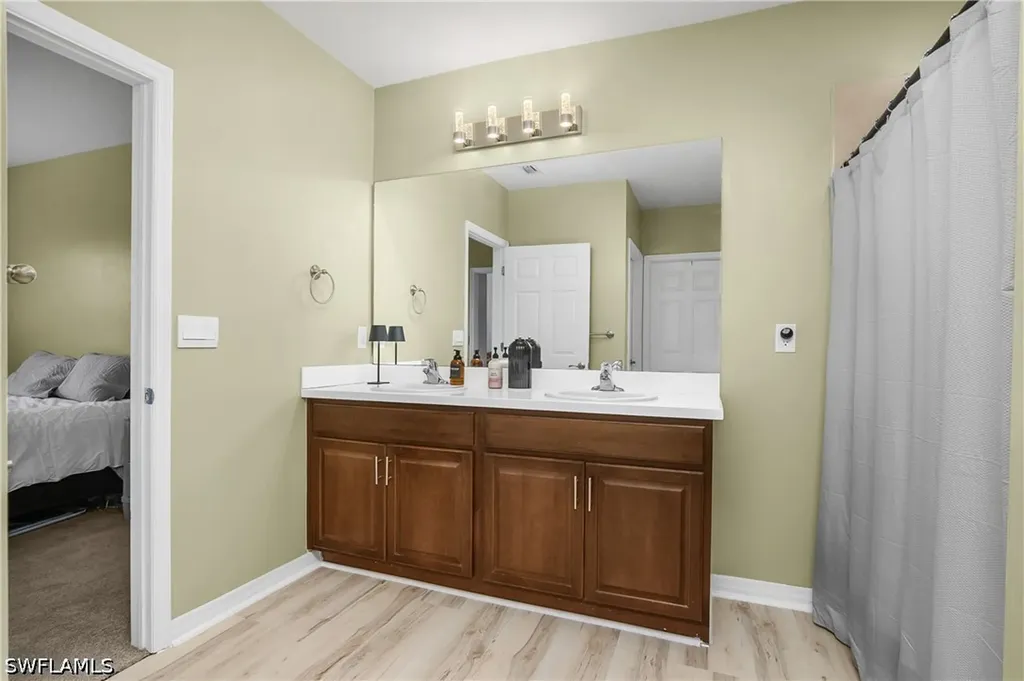 2544 NW 20th Place Cape Coral FL 33993