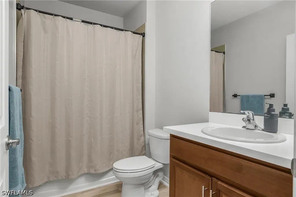 2544 NW 20th Place Cape Coral FL 33993
