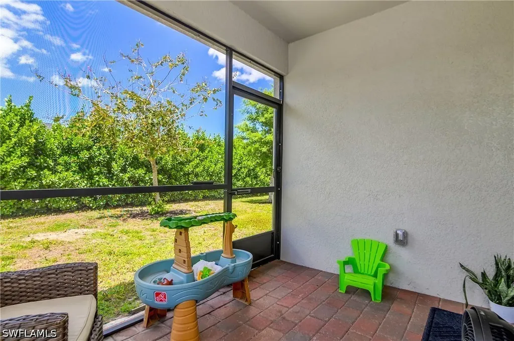 2544 NW 20th Place Cape Coral FL 33993
