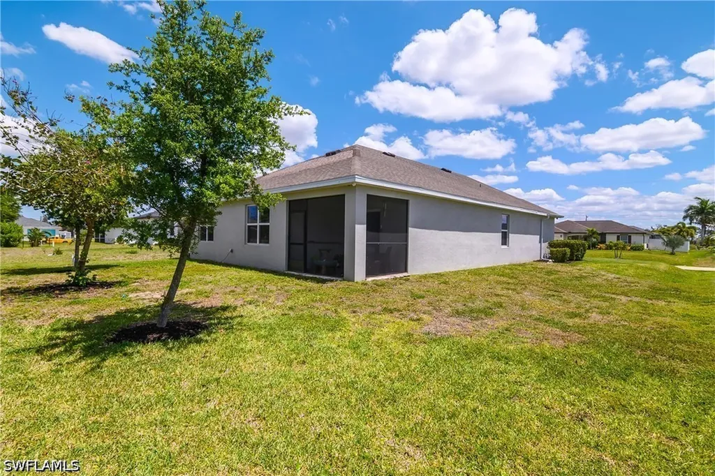 2544 NW 20th Place Cape Coral FL 33993