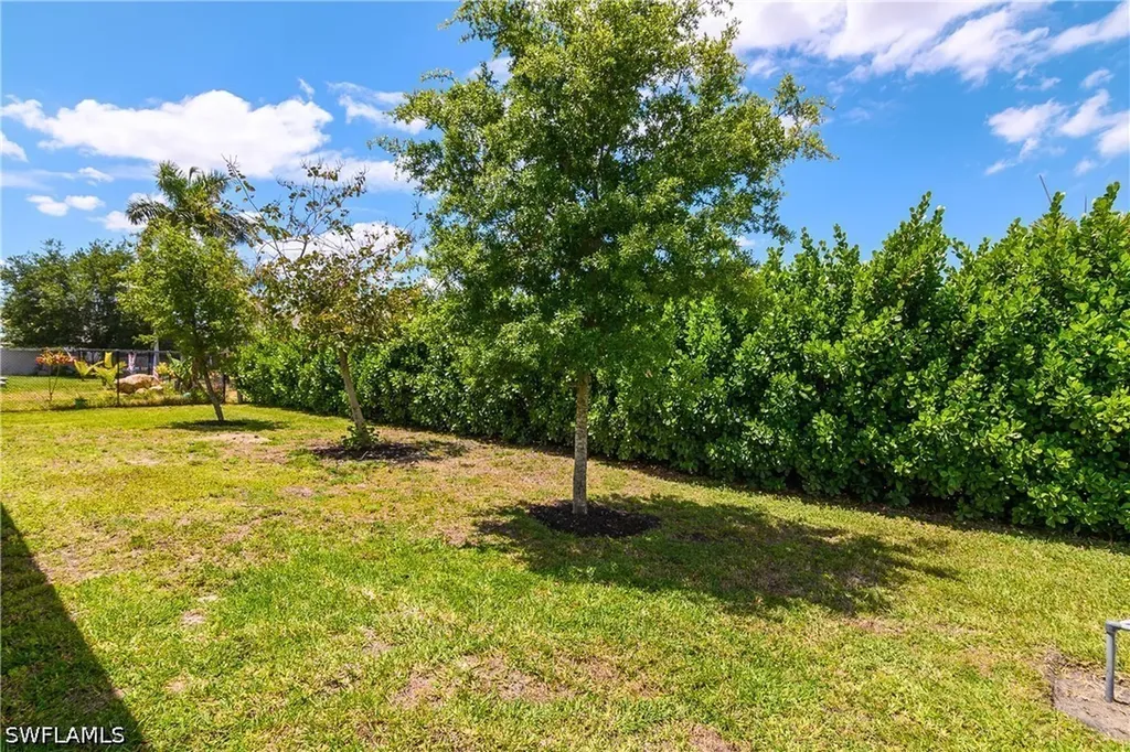 2544 NW 20th Place Cape Coral FL 33993