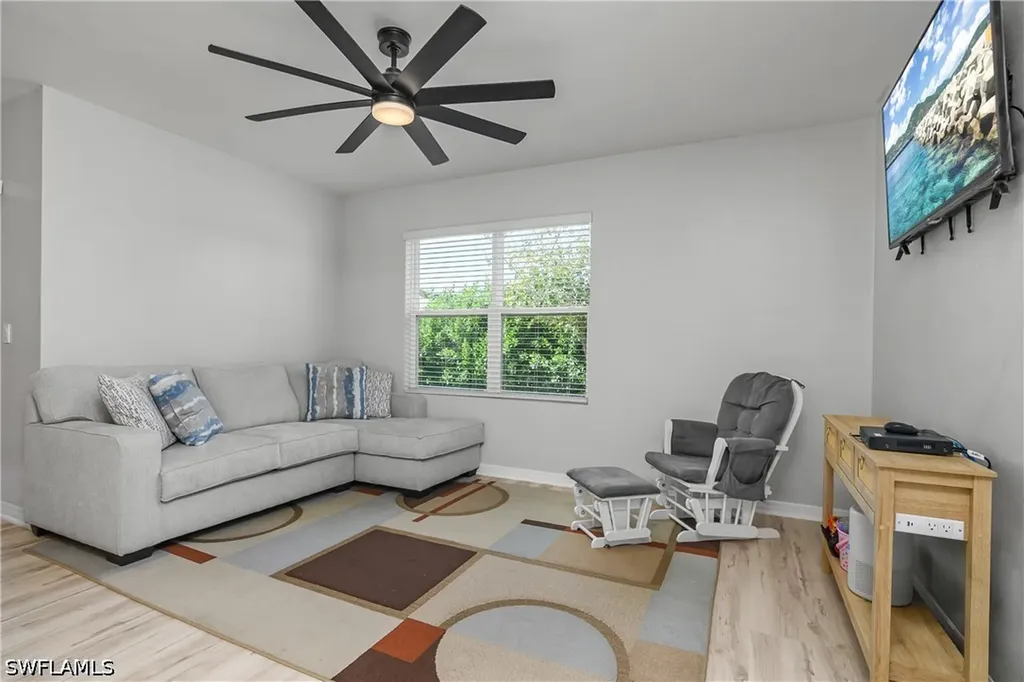 2544 NW 20th Place Cape Coral FL 33993