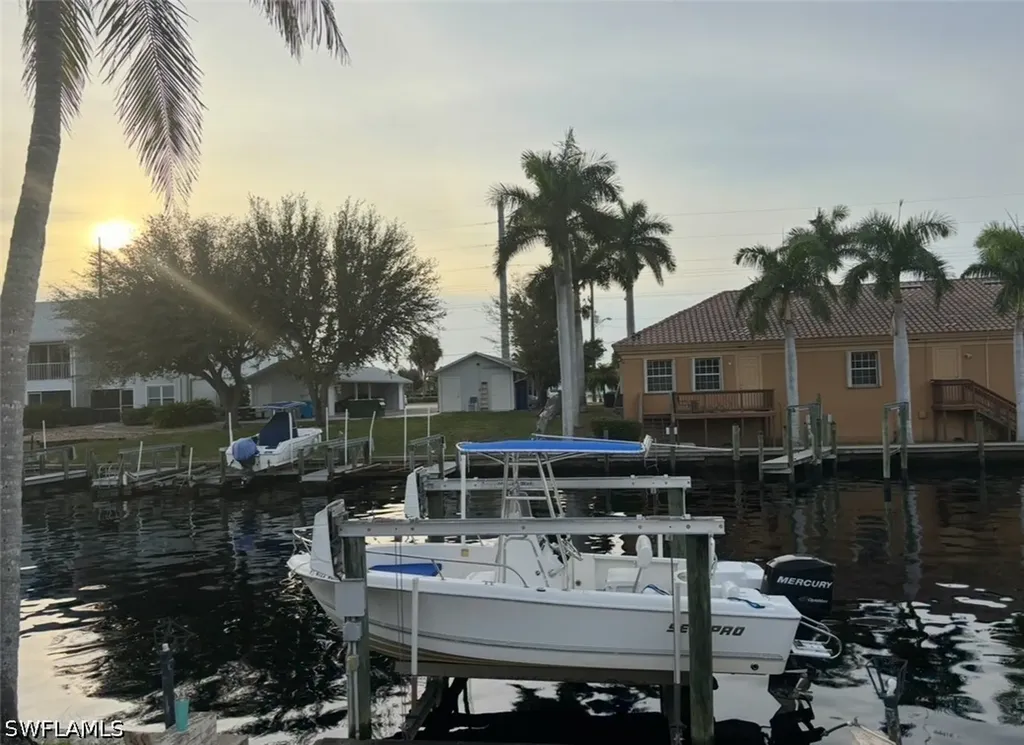 3704 SE 16th Place Cape Coral FL 33904