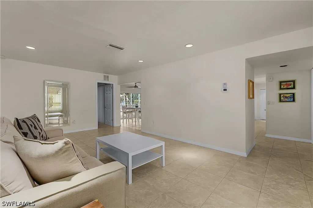 4933 Triton Court W Cape Coral FL 33904