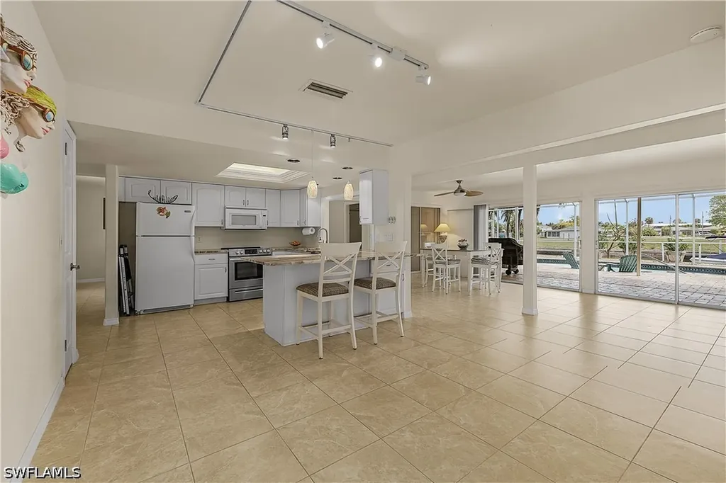 4933 Triton Court W Cape Coral FL 33904