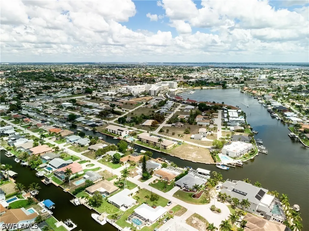 4933 Triton Court W Cape Coral FL 33904