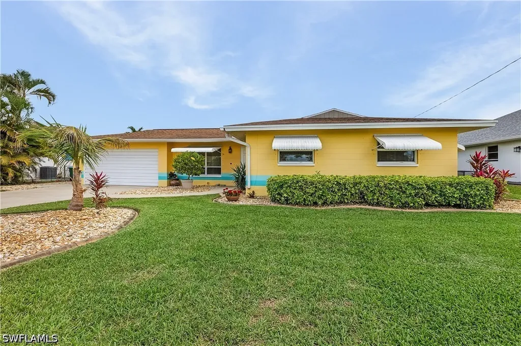 4933 Triton Court W Cape Coral FL 33904