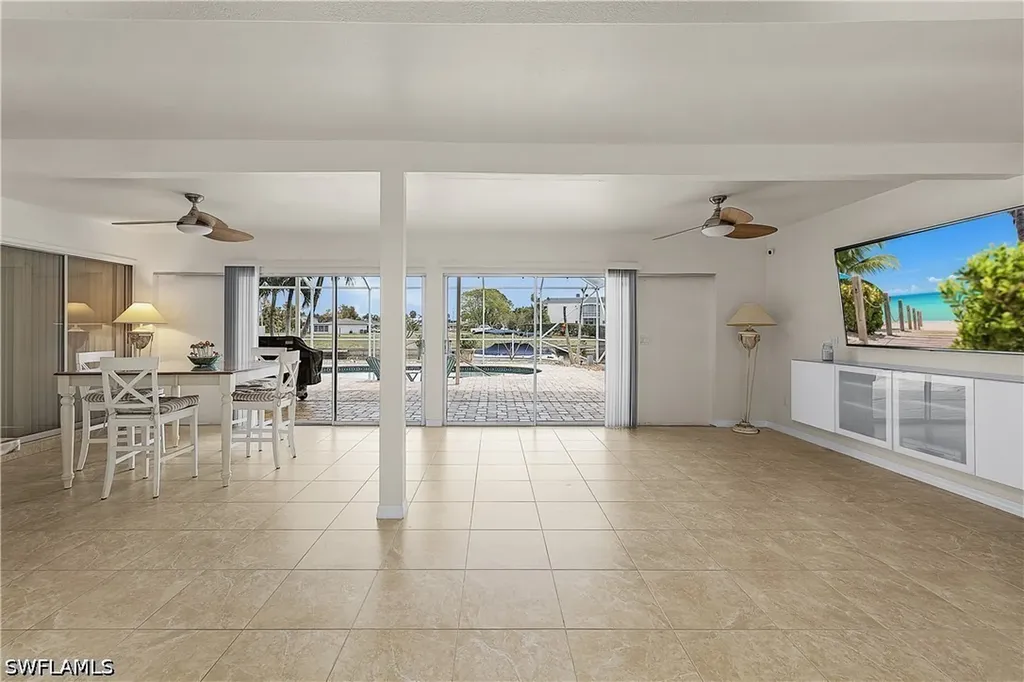 4933 Triton Court W Cape Coral FL 33904