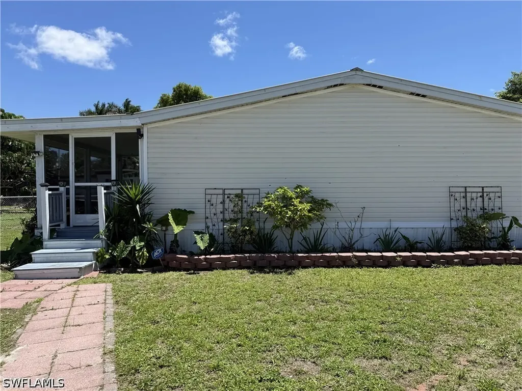 240 Mcbeth Way Copeland FL 34137
