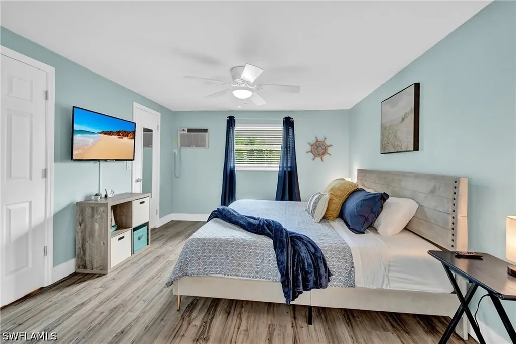 513 Monterey Avenue Cape Coral FL 33904