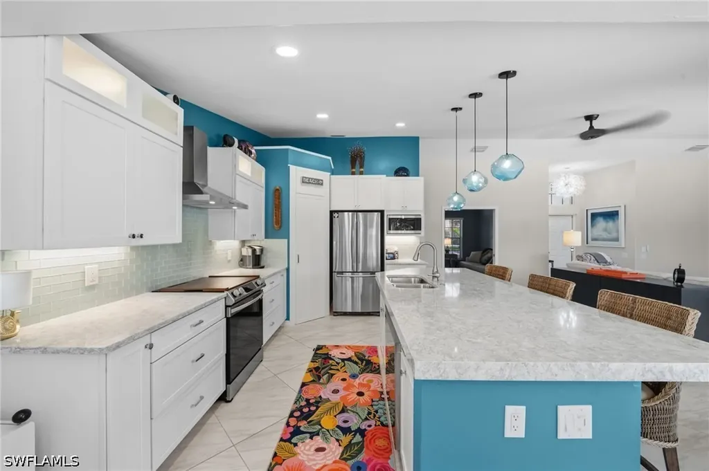 13280 Bridgeford Avenue Bonita Springs FL 34135