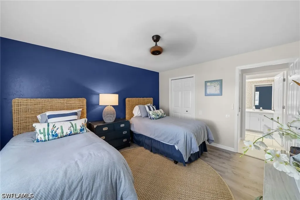 13280 Bridgeford Avenue Bonita Springs FL 34135