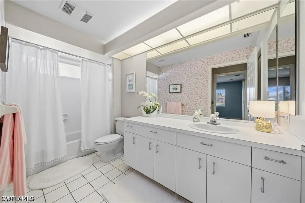 13280 Bridgeford Avenue Bonita Springs FL 34135