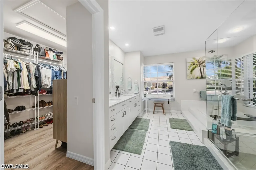 13280 Bridgeford Avenue Bonita Springs FL 34135