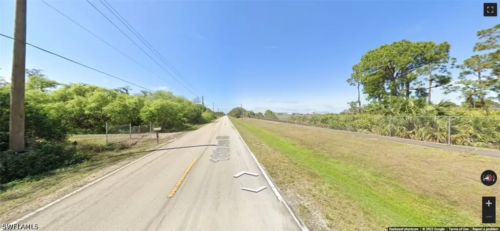 4370 18th Avenue NE Naples FL 34120