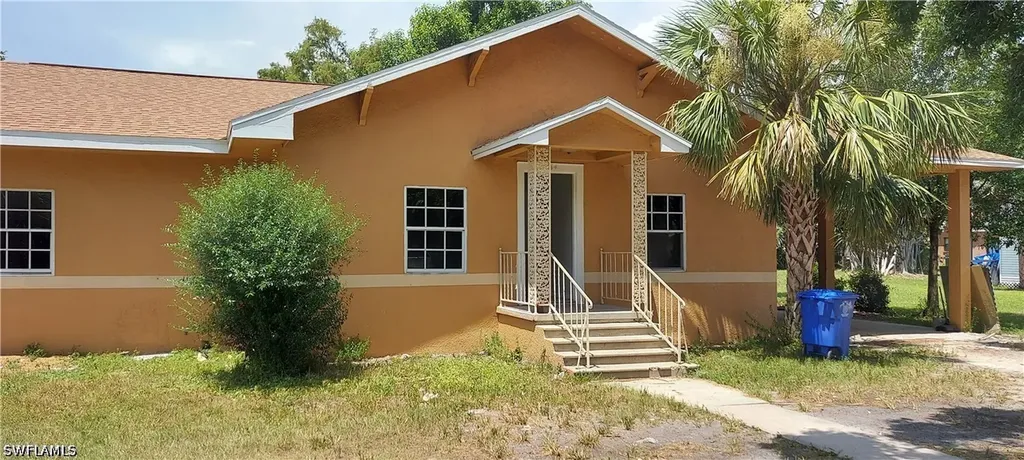 1164 Luray Avenue Fort Myers FL 33916
