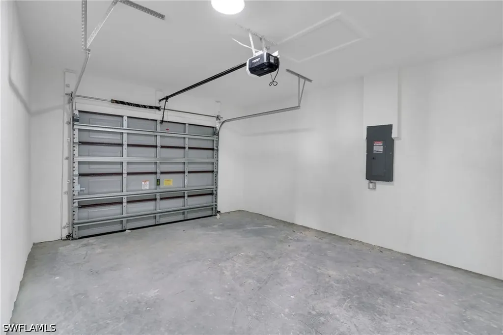 4446-4448 24th Street SW Lehigh Acres FL 33973