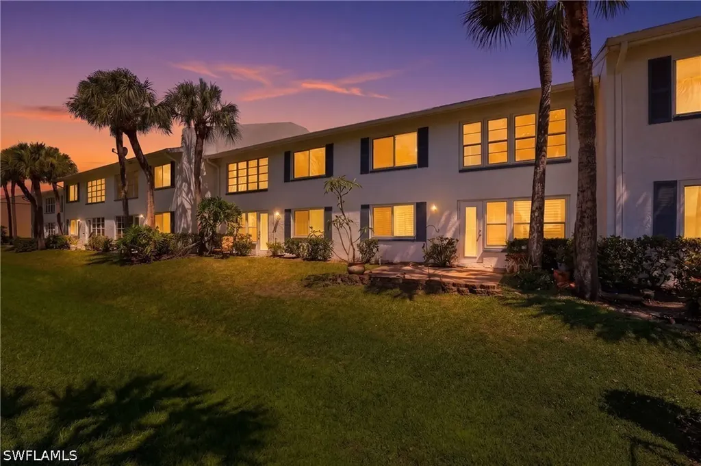 4050 Ice Castle Way Naples FL 34112
